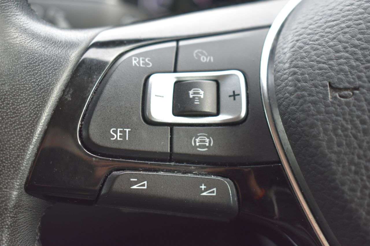 2019 VOLKSWAGEN T-ROC 2019 VOLKSWAGEN T-ROC