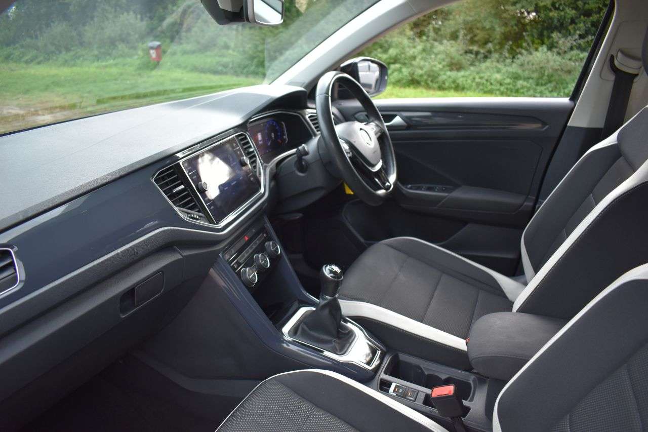 2019 VOLKSWAGEN T-ROC 2019 VOLKSWAGEN T-ROC