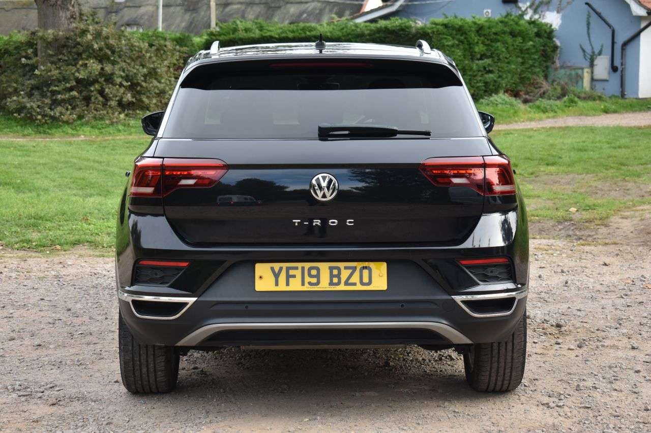 2019 VOLKSWAGEN T-ROC 2019 VOLKSWAGEN T-ROC