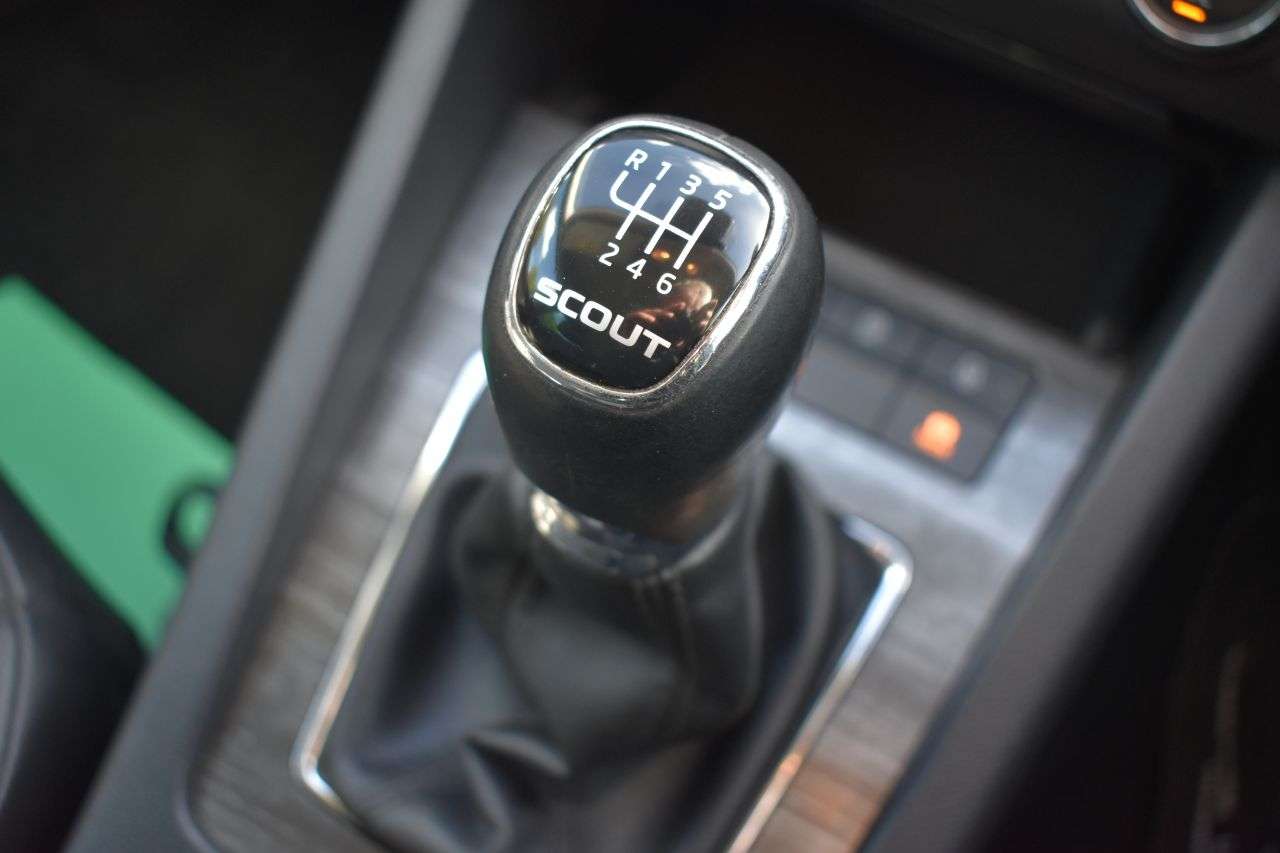 2015 SKODA OCTAVIA 2015 SKODA OCTAVIA