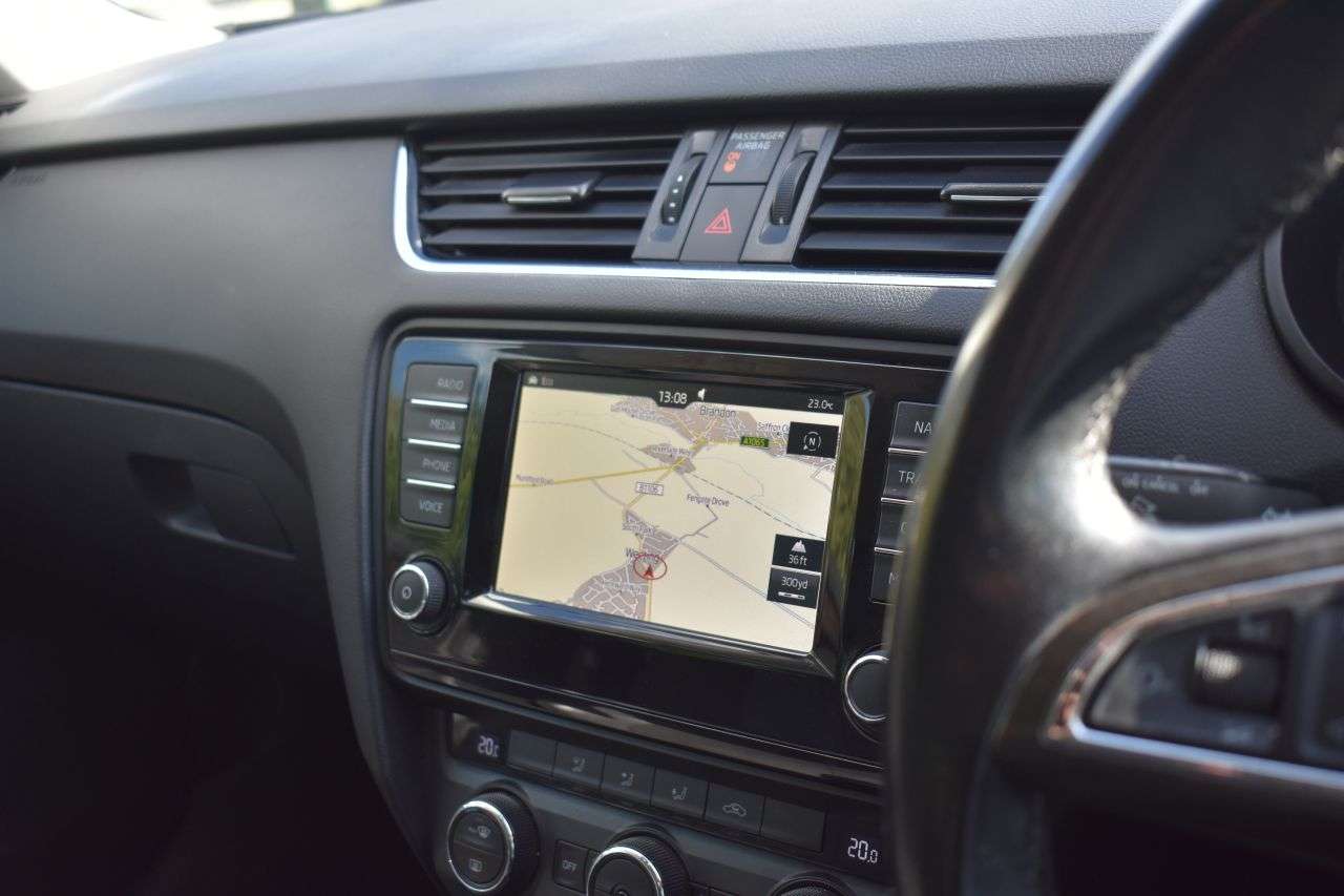 2015 SKODA OCTAVIA 2015 SKODA OCTAVIA