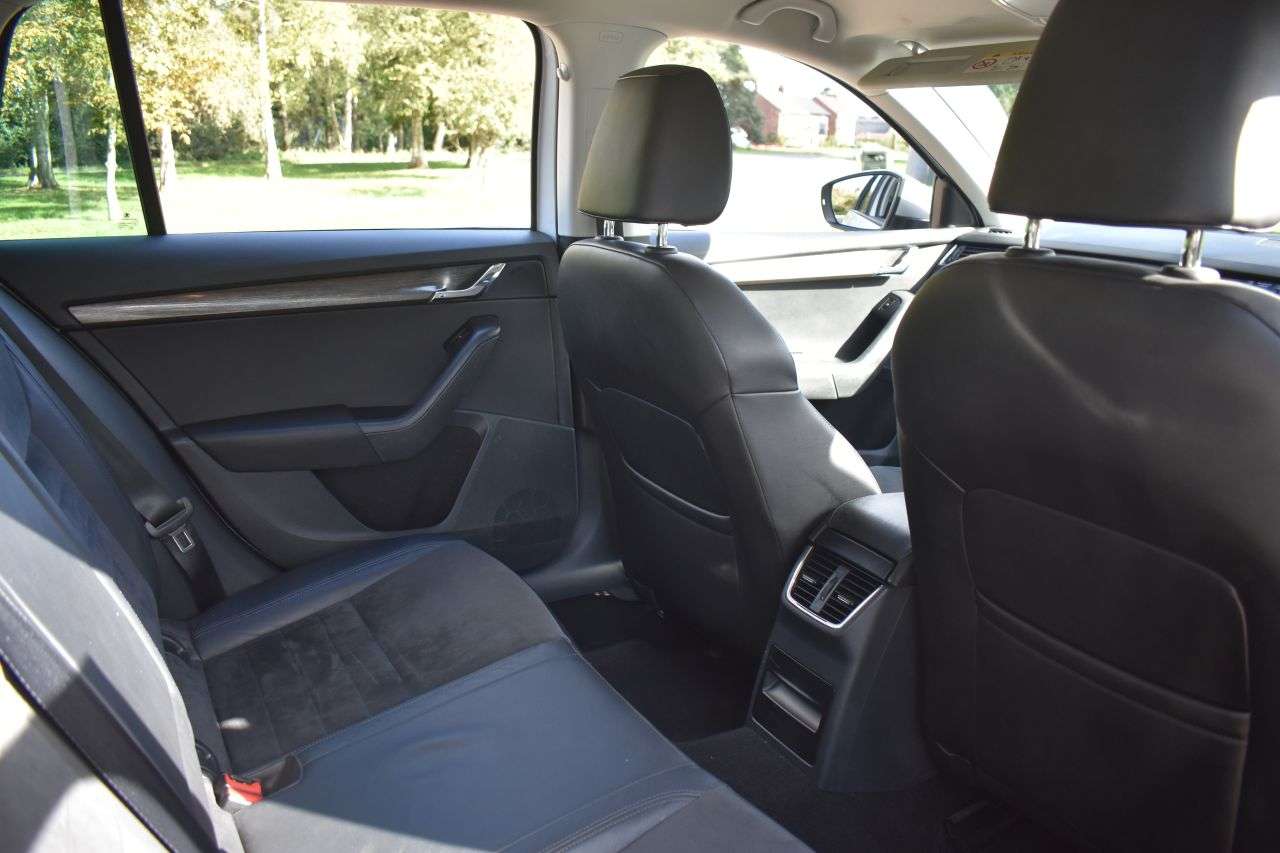 2015 SKODA OCTAVIA 2015 SKODA OCTAVIA