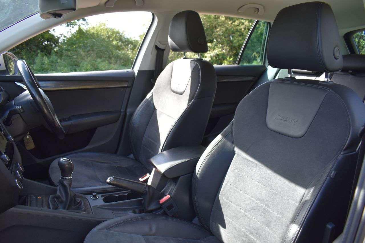 2015 SKODA OCTAVIA 2015 SKODA OCTAVIA
