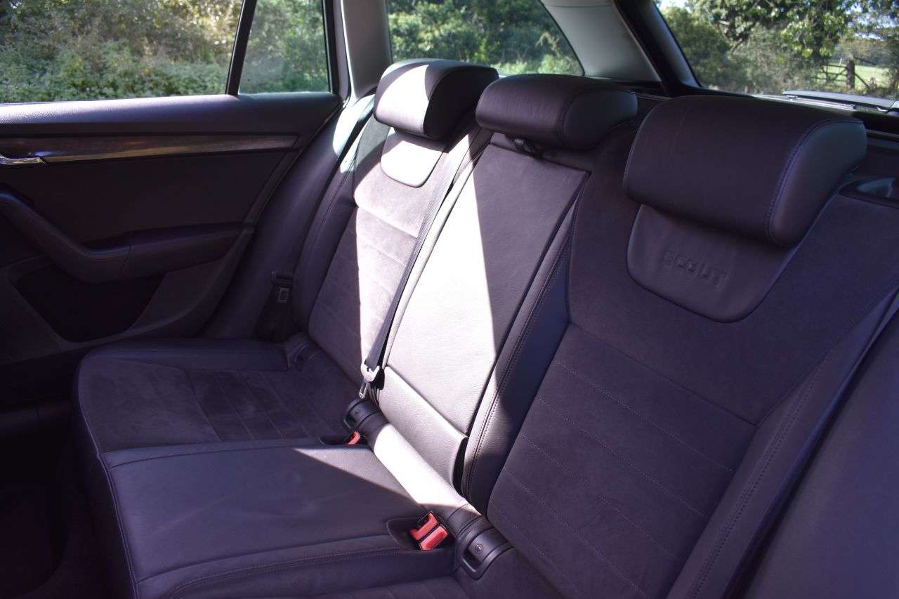 2015 SKODA OCTAVIA 2015 SKODA OCTAVIA