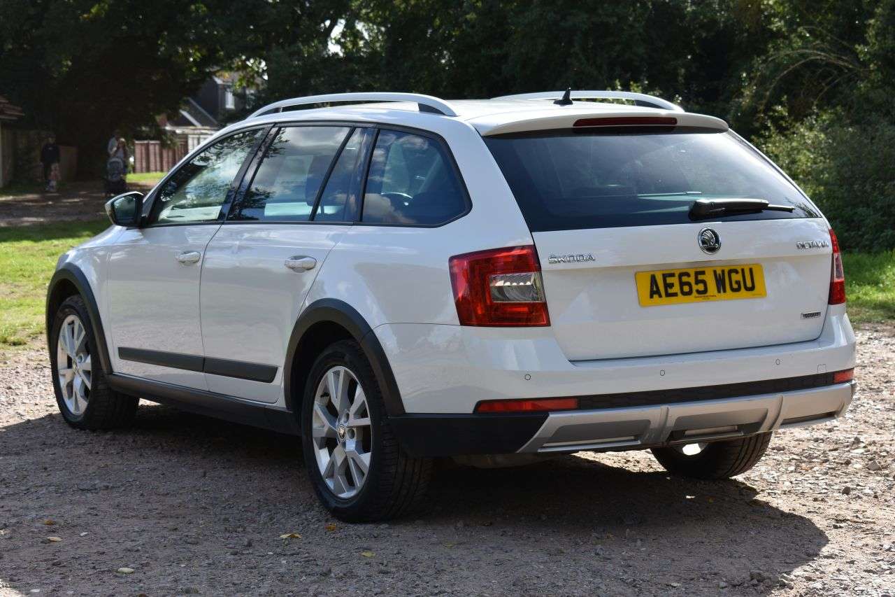 2015 SKODA OCTAVIA 2015 SKODA OCTAVIA