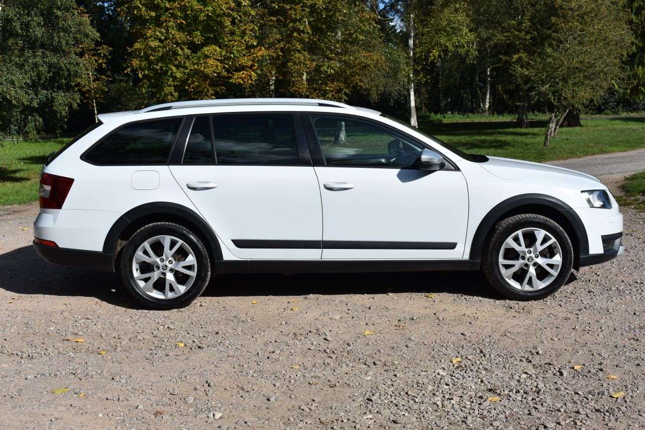 2015 SKODA OCTAVIA 2015 SKODA OCTAVIA