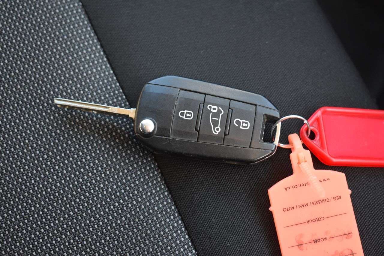 2024 PEUGEOT EXPERT 2024 PEUGEOT EXPERT
