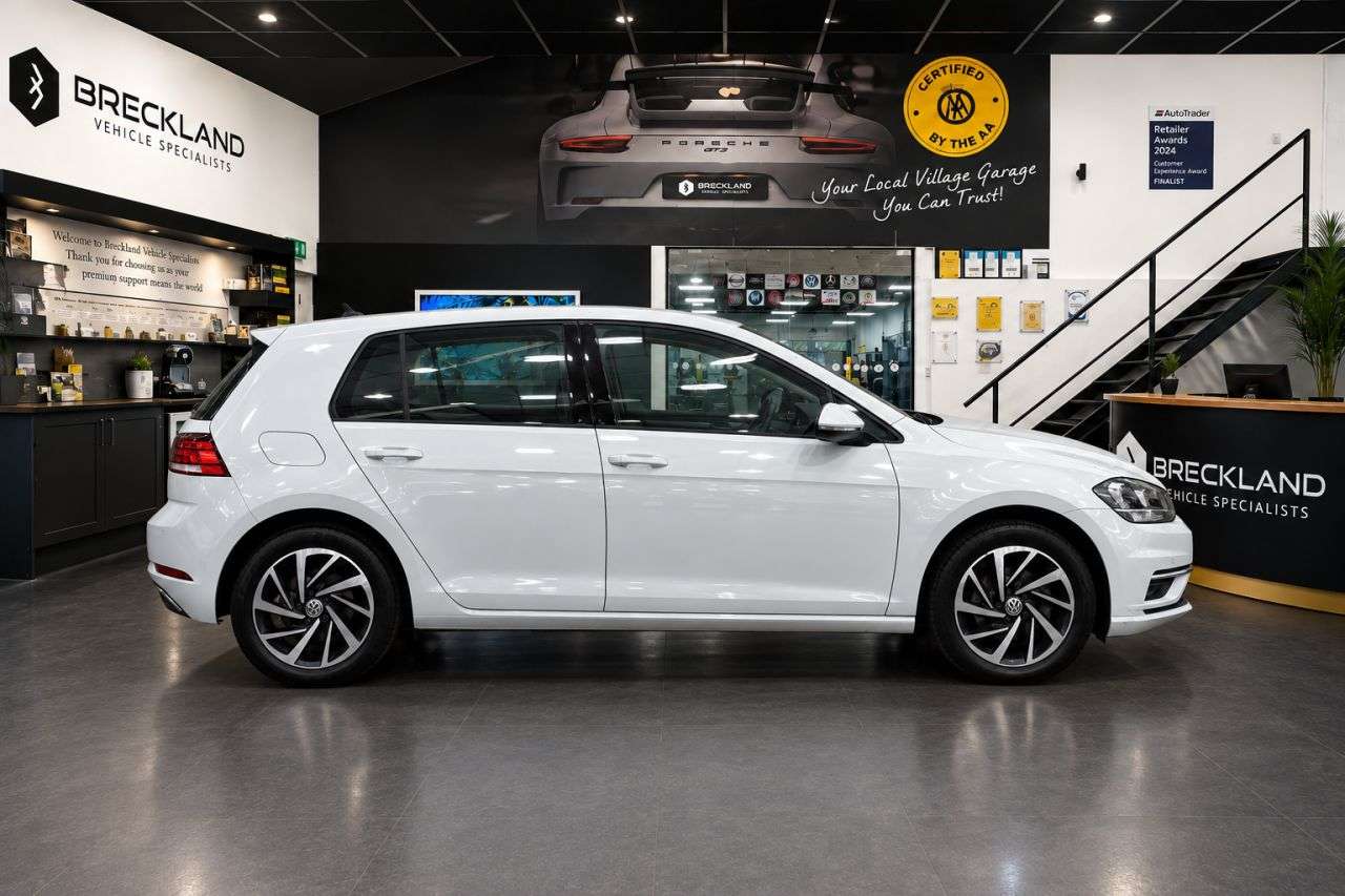 2019 VOLKSWAGEN GOLF 2019 VOLKSWAGEN GOLF