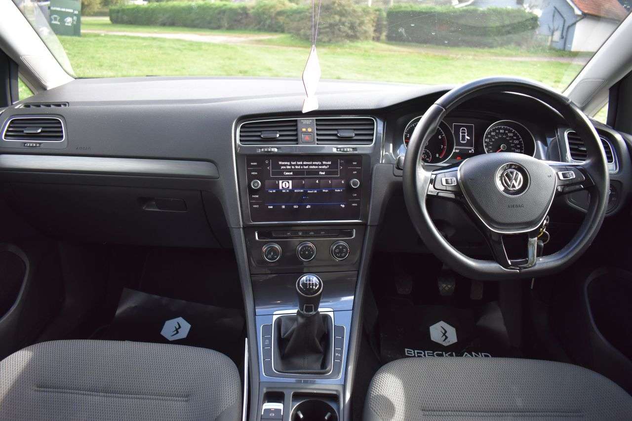 2019 VOLKSWAGEN GOLF 2019 VOLKSWAGEN GOLF