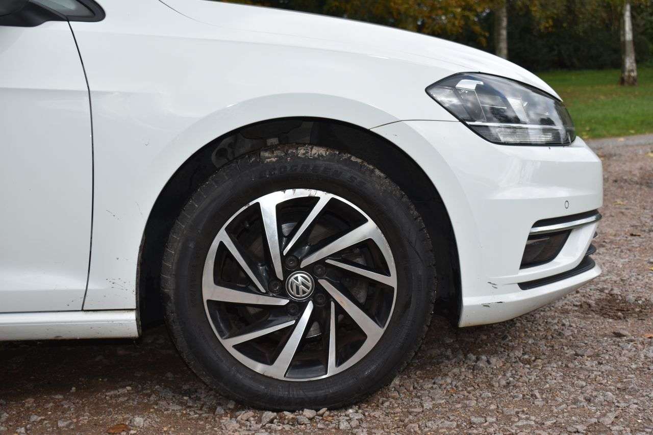 2019 VOLKSWAGEN GOLF 2019 VOLKSWAGEN GOLF