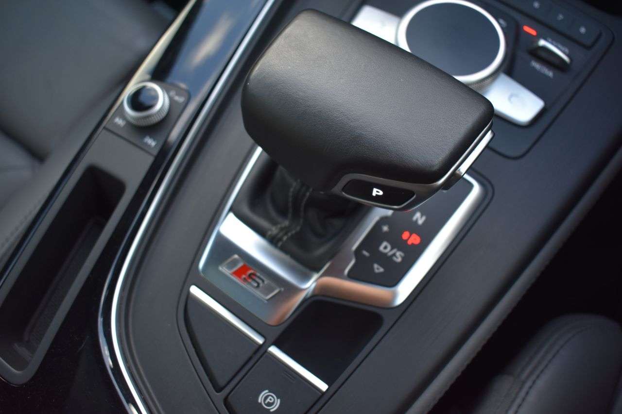 2017 AUDI S4 AVANT 2017 AUDI S4 AVANT