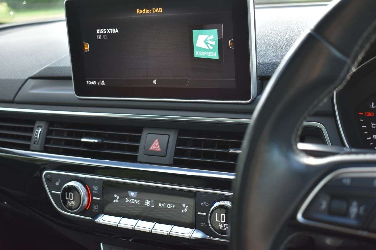2017 AUDI S4 AVANT 2017 AUDI S4 AVANT