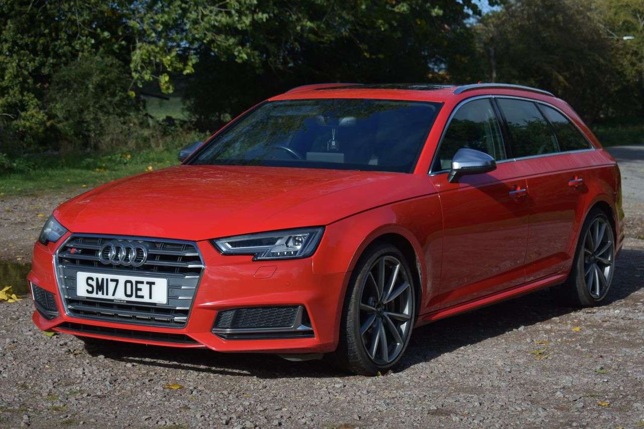 2017 AUDI S4 AVANT 2017 AUDI S4 AVANT