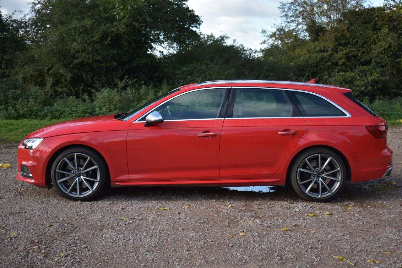 2017 AUDI S4 AVANT 2017 AUDI S4 AVANT