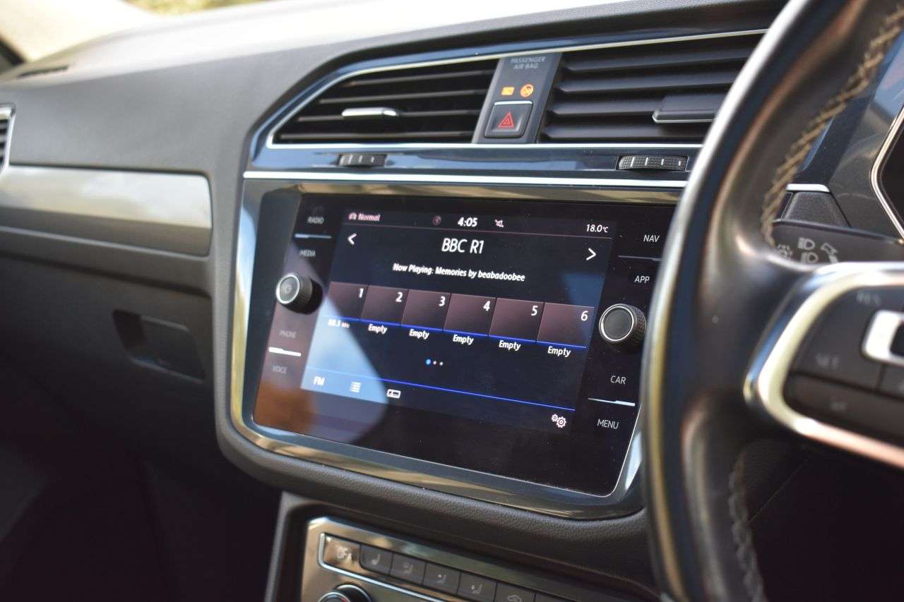 2017 VOLKSWAGEN TIGUAN 2017 VOLKSWAGEN TIGUAN