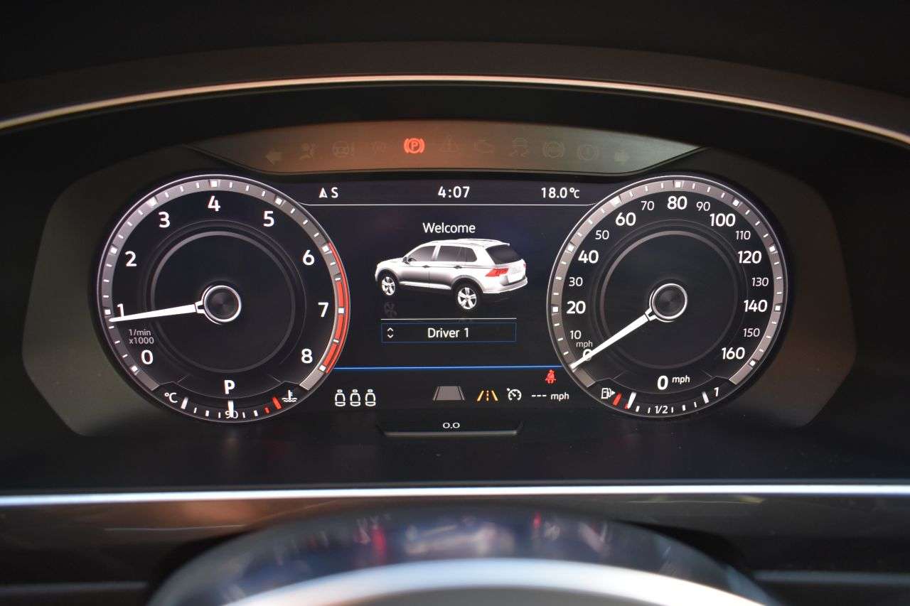 2017 VOLKSWAGEN TIGUAN 2017 VOLKSWAGEN TIGUAN