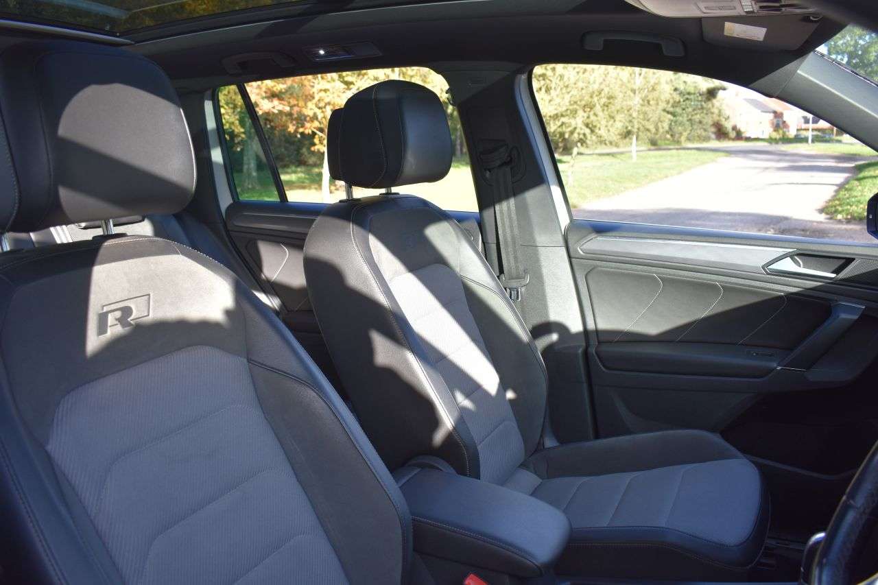 2017 VOLKSWAGEN TIGUAN 2017 VOLKSWAGEN TIGUAN