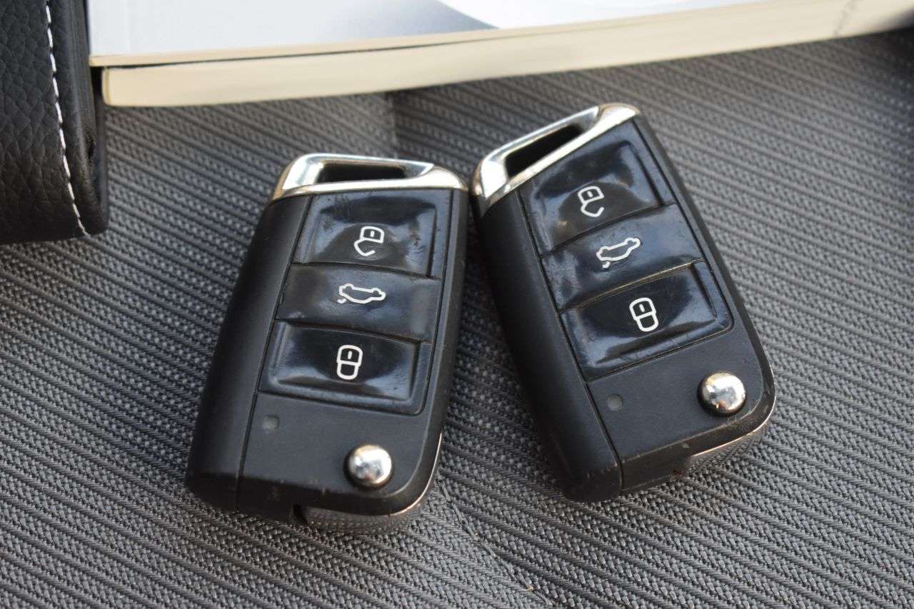 2017 VOLKSWAGEN TIGUAN 2017 VOLKSWAGEN TIGUAN