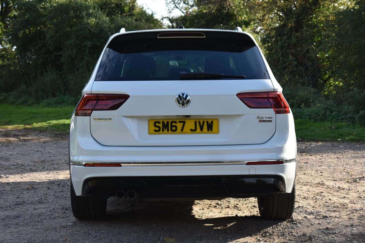 2017 VOLKSWAGEN TIGUAN 2017 VOLKSWAGEN TIGUAN
