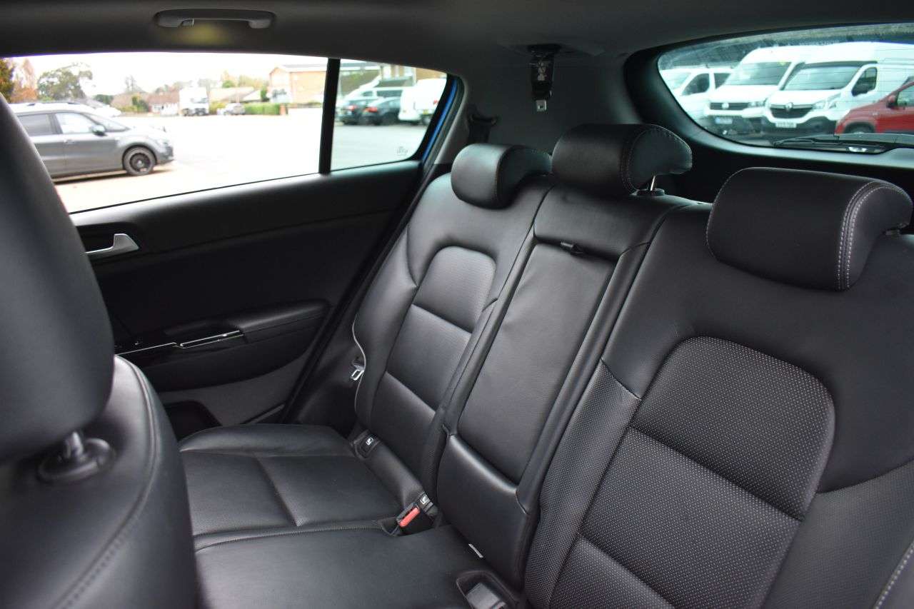 2018 KIA SPORTAGE 2018 KIA SPORTAGE