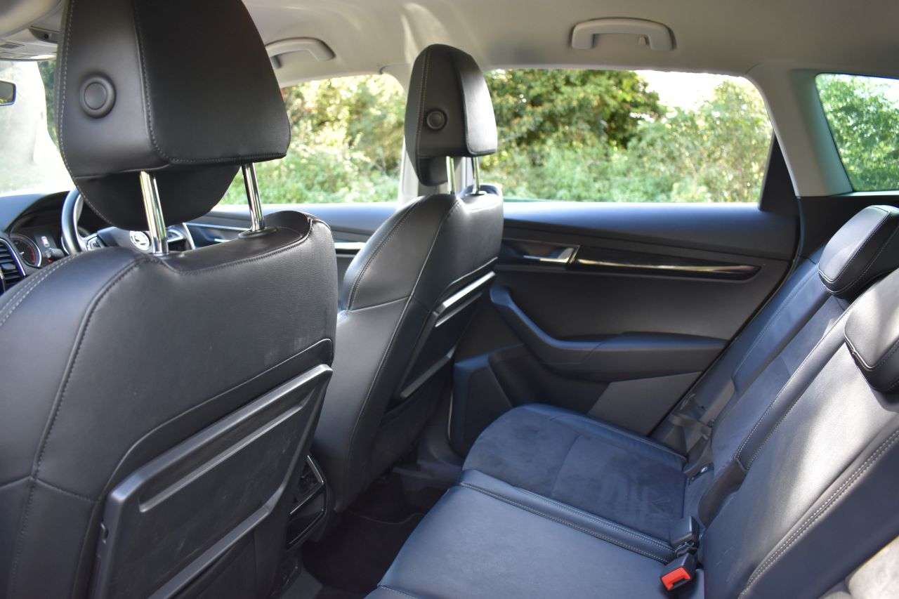 2018 SKODA KAROQ 2018 SKODA KAROQ