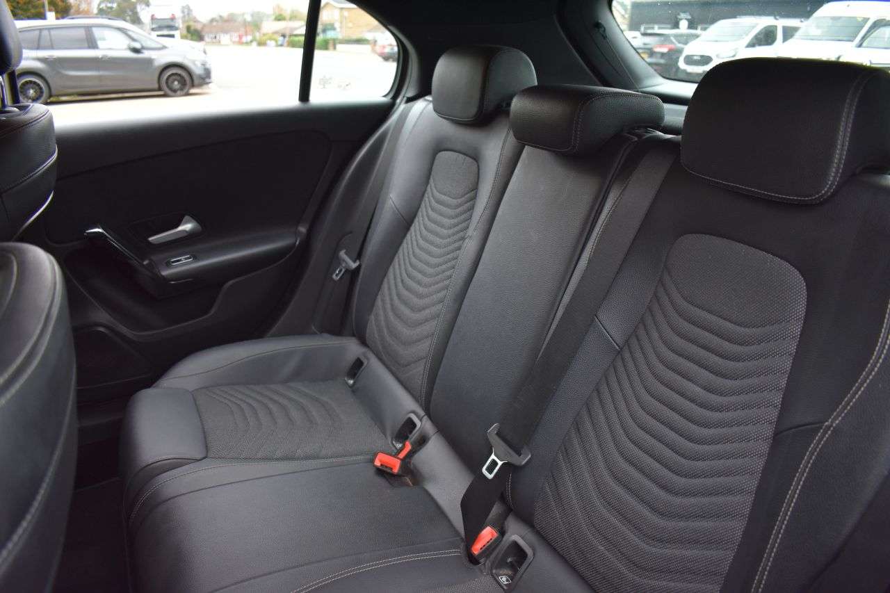 2020 MERCEDES-BENZ A CLASS 2020 MERCEDES-BENZ A CLASS