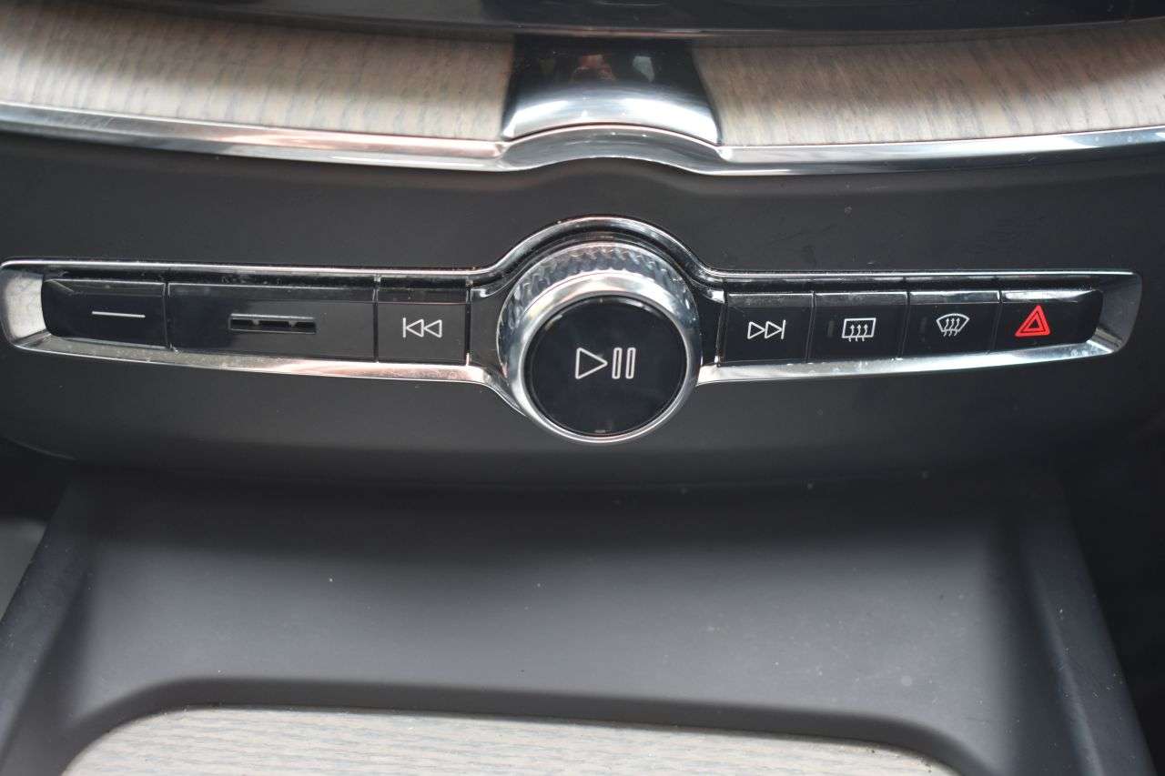 2018 VOLVO XC60 2018 VOLVO XC60