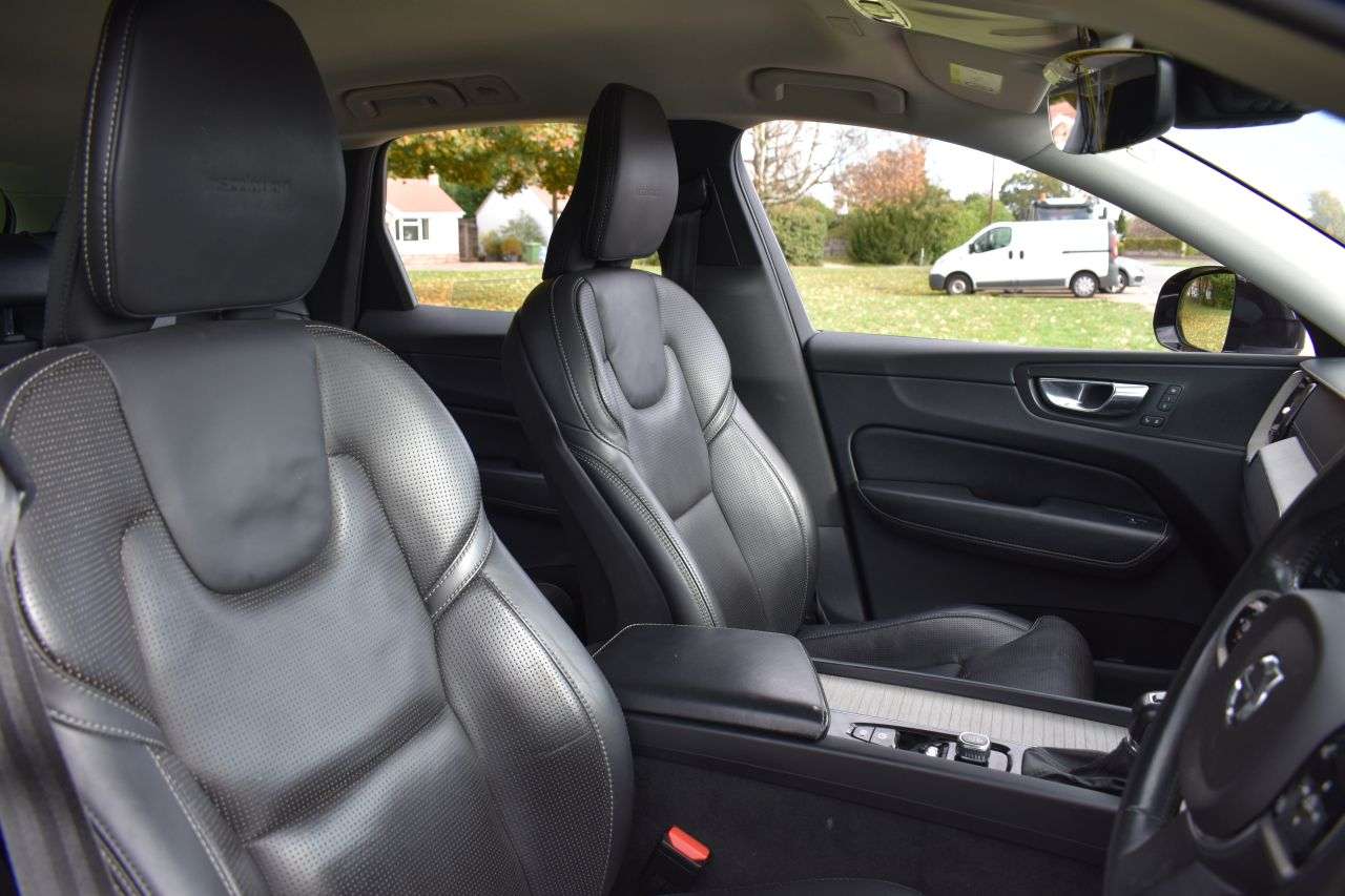 2018 VOLVO XC60 2018 VOLVO XC60