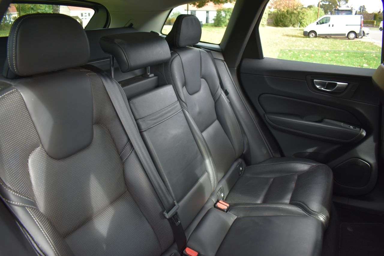 2018 VOLVO XC60 2018 VOLVO XC60