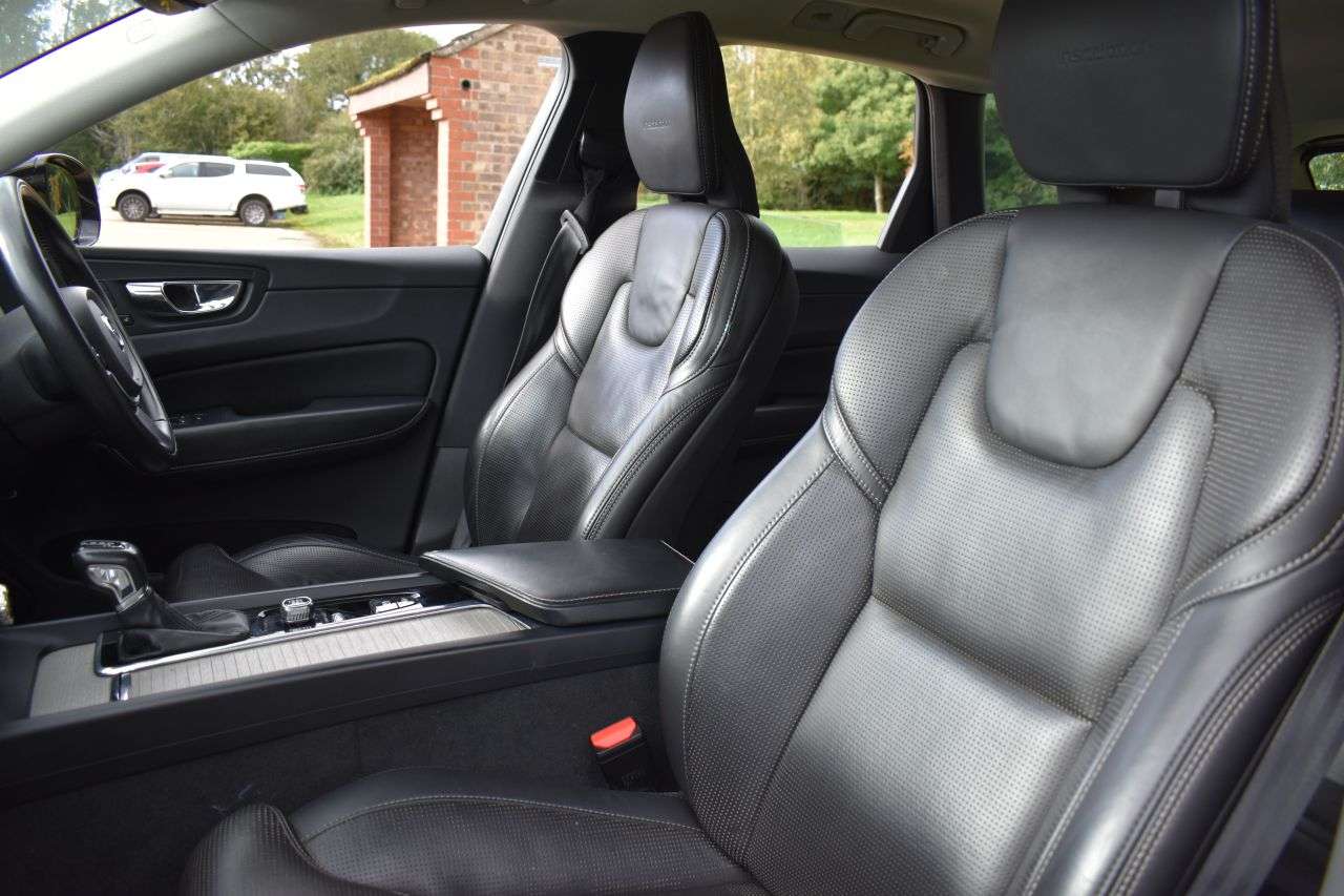 2018 VOLVO XC60 2018 VOLVO XC60
