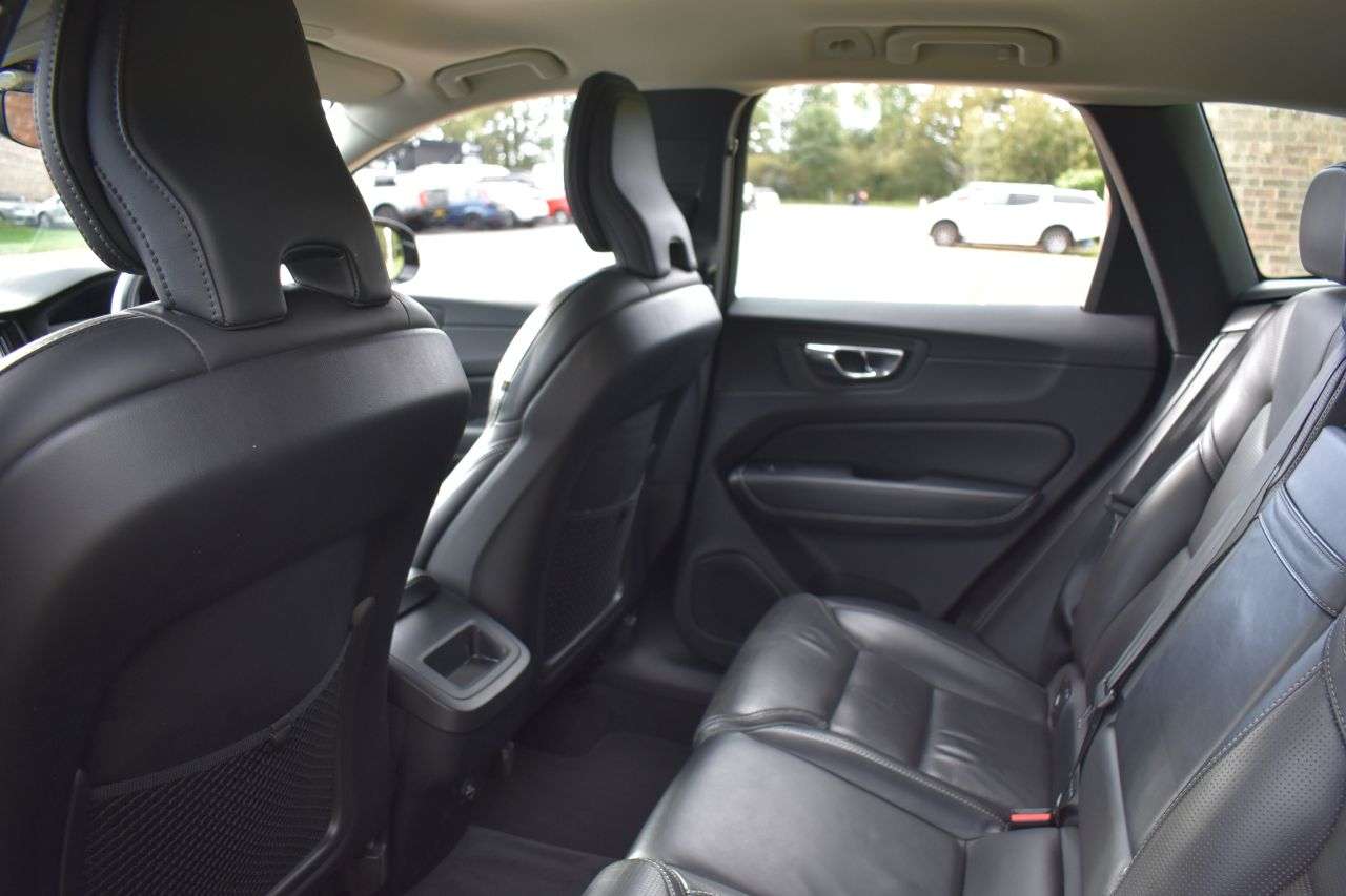2018 VOLVO XC60 2018 VOLVO XC60