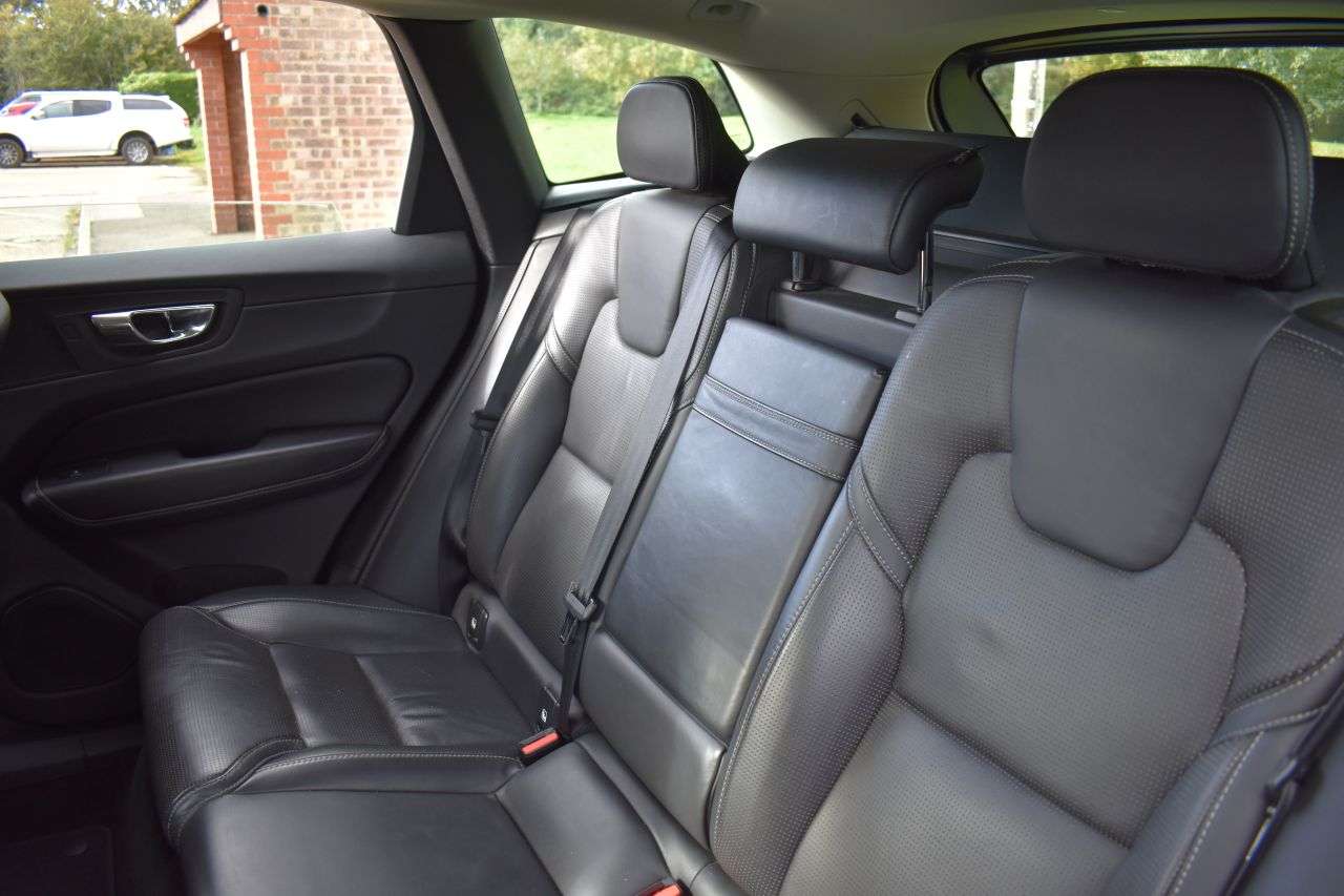 2018 VOLVO XC60 2018 VOLVO XC60