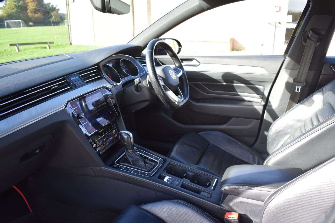 2021 VOLKSWAGEN PASSAT 2021 VOLKSWAGEN PASSAT