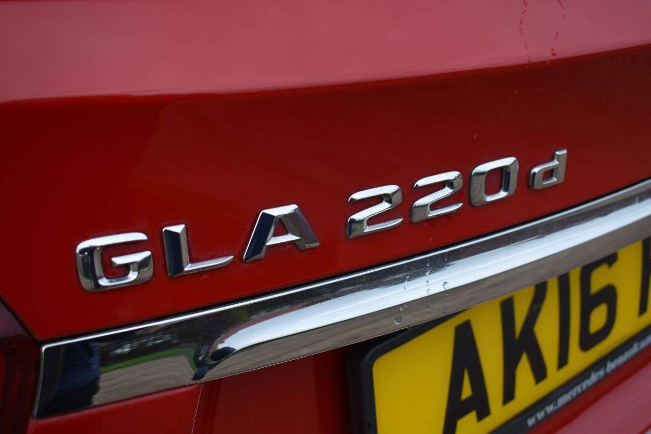 2016 MERCEDES-BENZ GLA 2016 MERCEDES-BENZ GLA