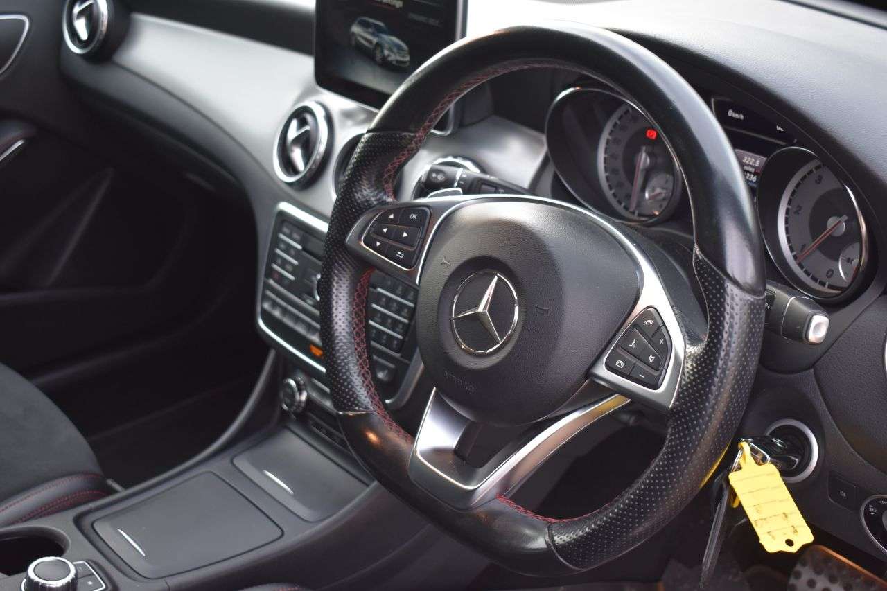 2016 MERCEDES-BENZ GLA 2016 MERCEDES-BENZ GLA