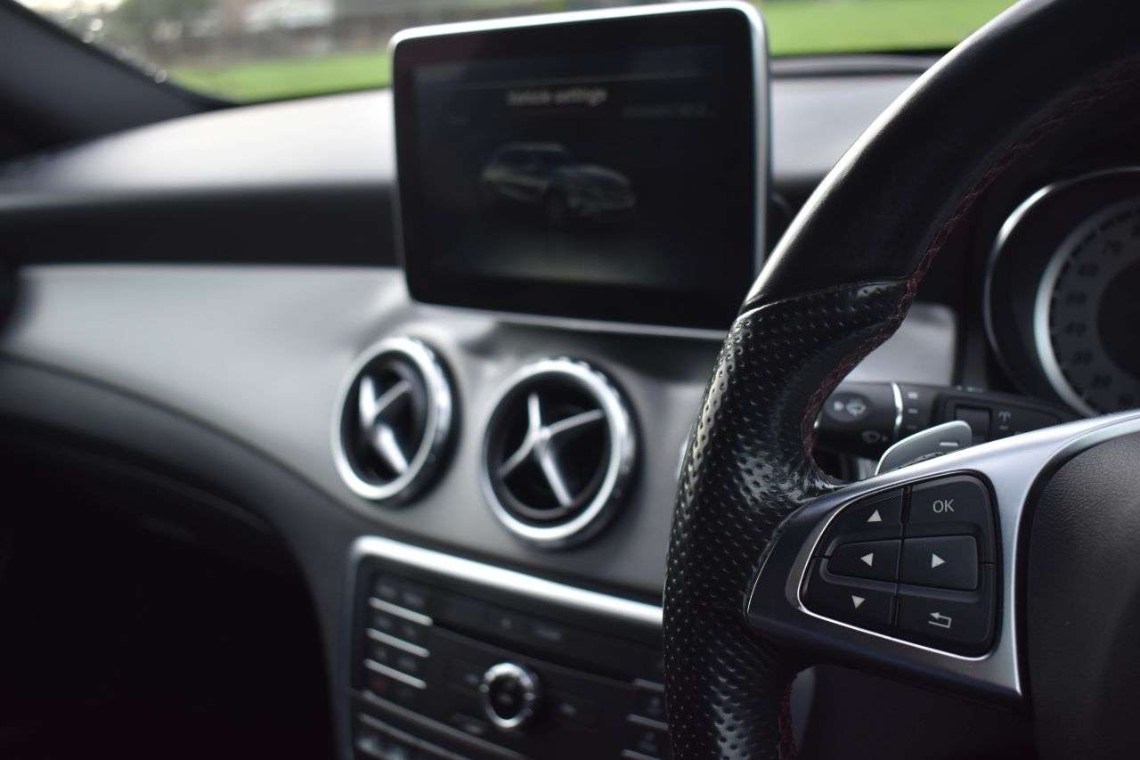 2016 MERCEDES-BENZ GLA 2016 MERCEDES-BENZ GLA