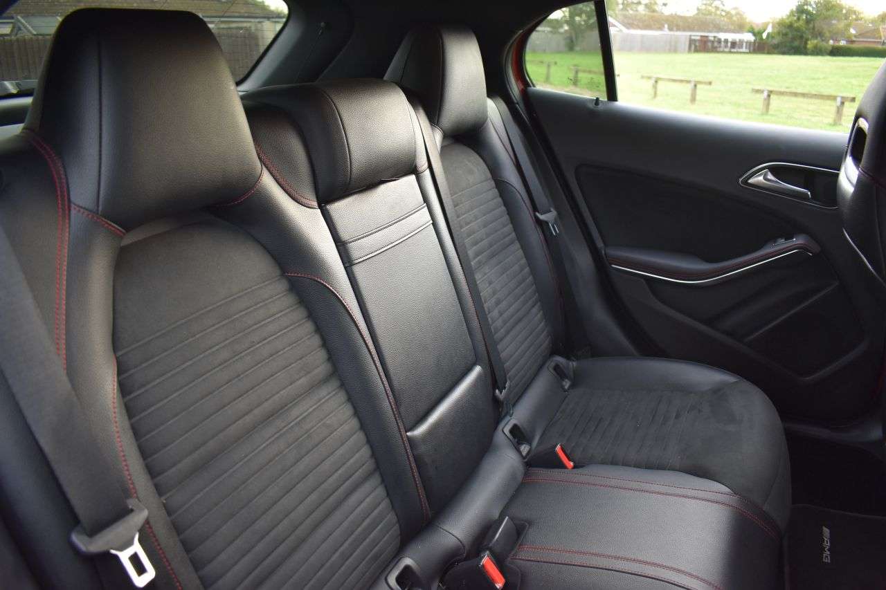 2016 MERCEDES-BENZ GLA 2016 MERCEDES-BENZ GLA