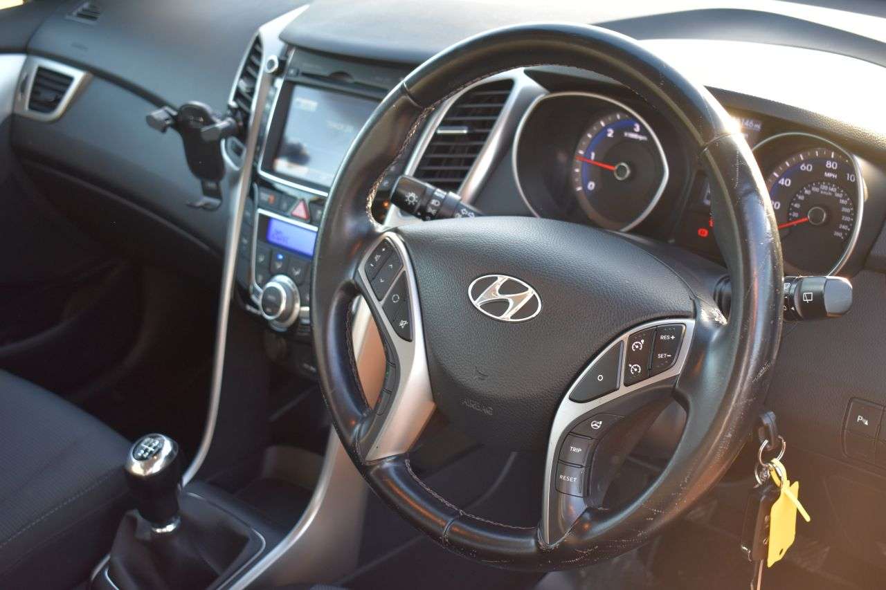 2013 HYUNDAI I30 2013 HYUNDAI I30