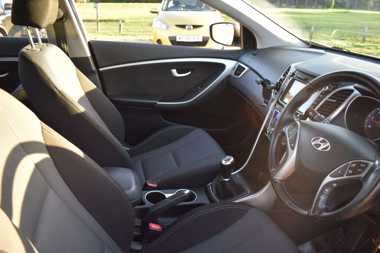 2013 HYUNDAI I30 2013 HYUNDAI I30