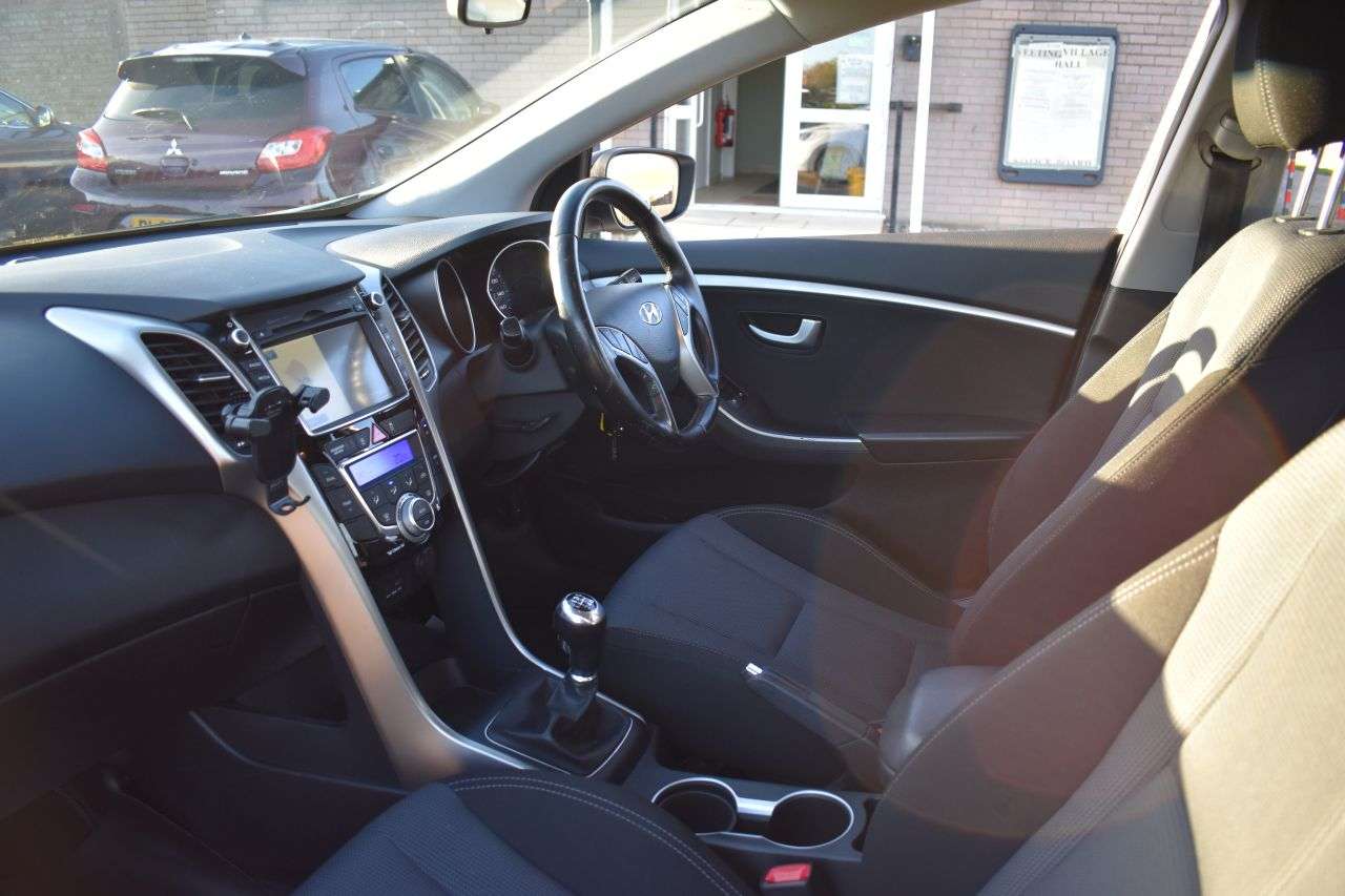 2013 HYUNDAI I30 2013 HYUNDAI I30