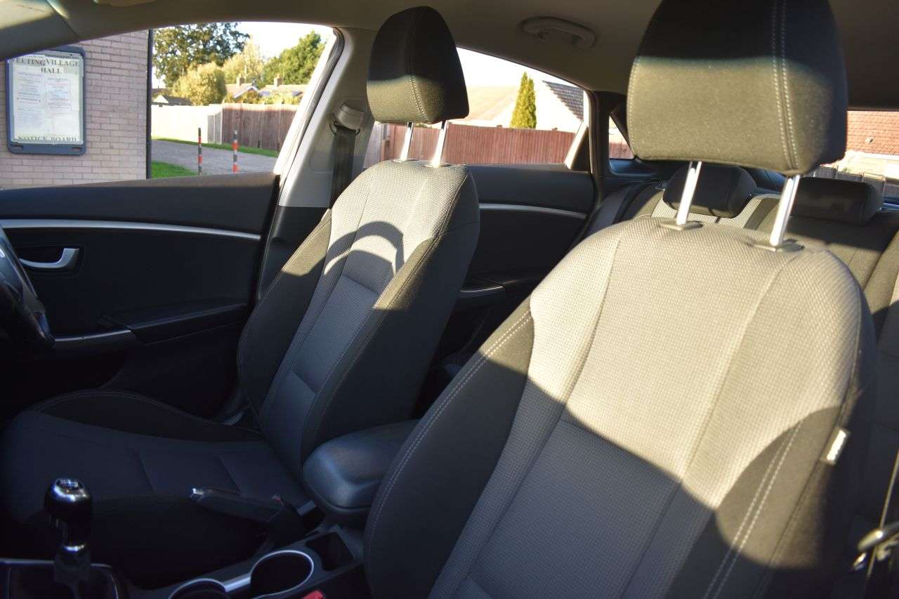 2013 HYUNDAI I30 2013 HYUNDAI I30