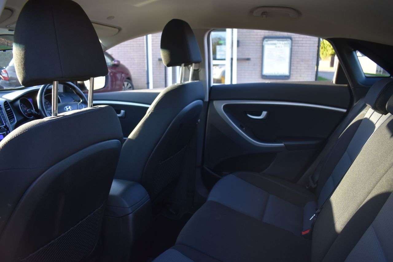 2013 HYUNDAI I30 2013 HYUNDAI I30