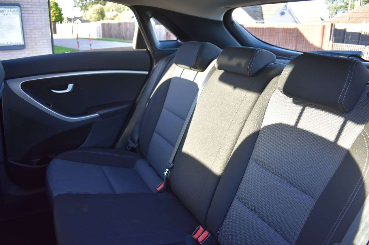 2013 HYUNDAI I30 2013 HYUNDAI I30