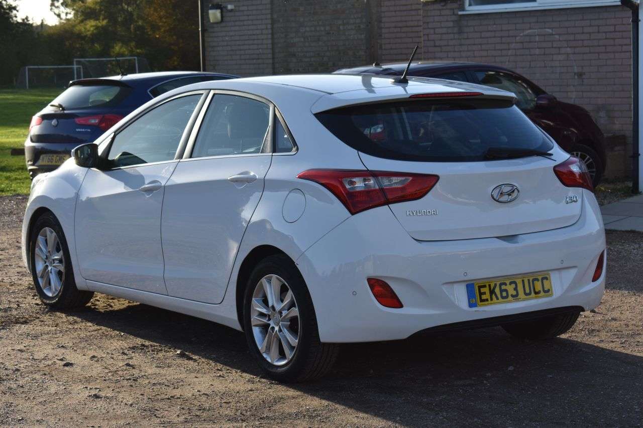2013 HYUNDAI I30 2013 HYUNDAI I30