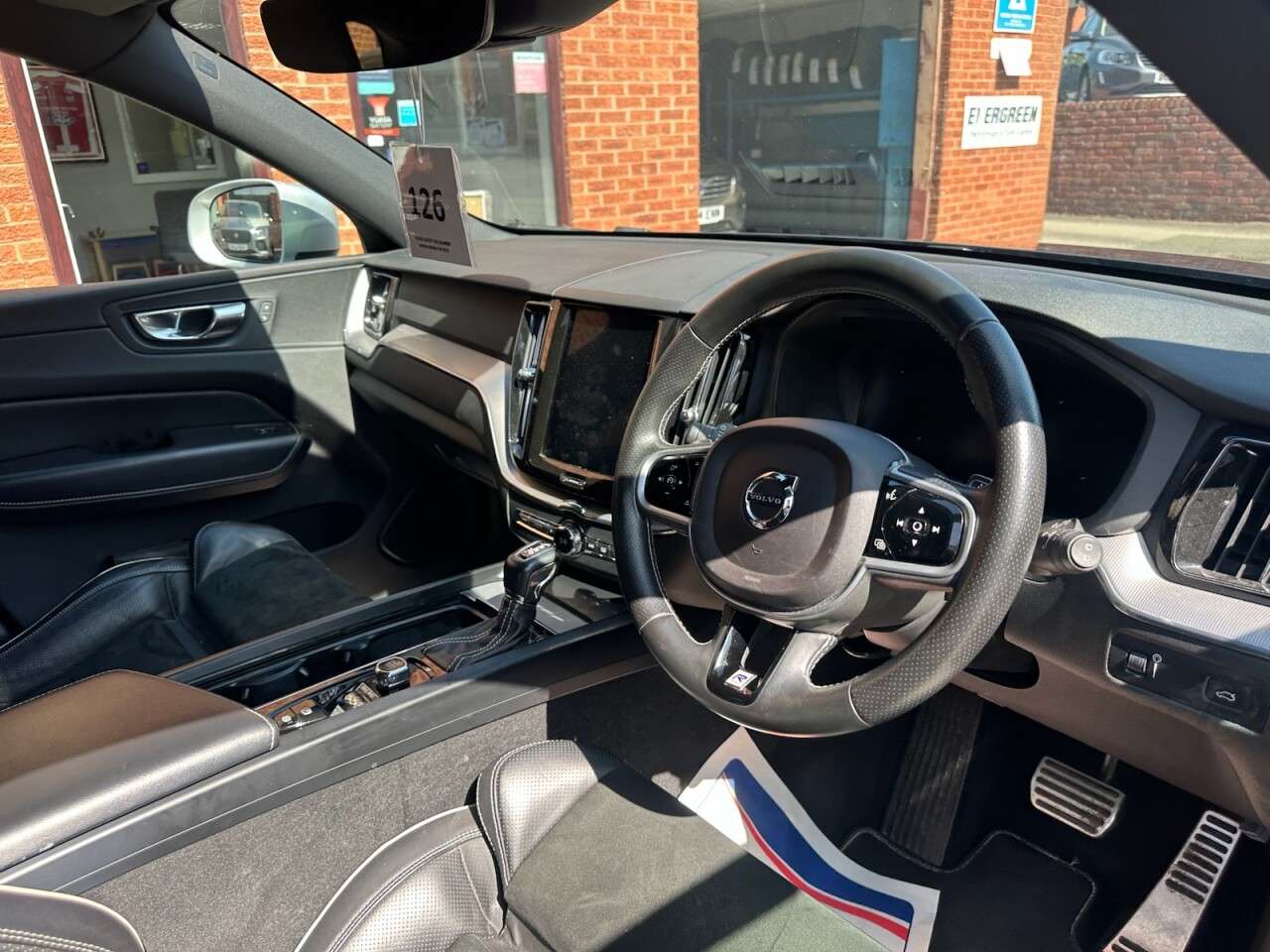 2018 VOLVO XC60 2018 VOLVO XC60