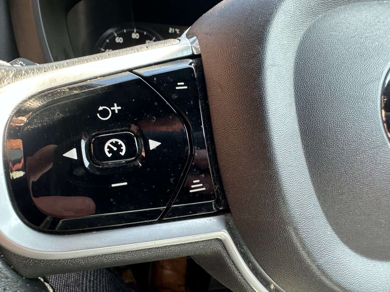 2018 VOLVO XC60 2018 VOLVO XC60