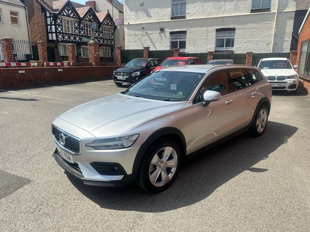 2019 VOLVO V60 CROSS COUNTRY 2019 VOLVO V60 CROSS COUNTRY