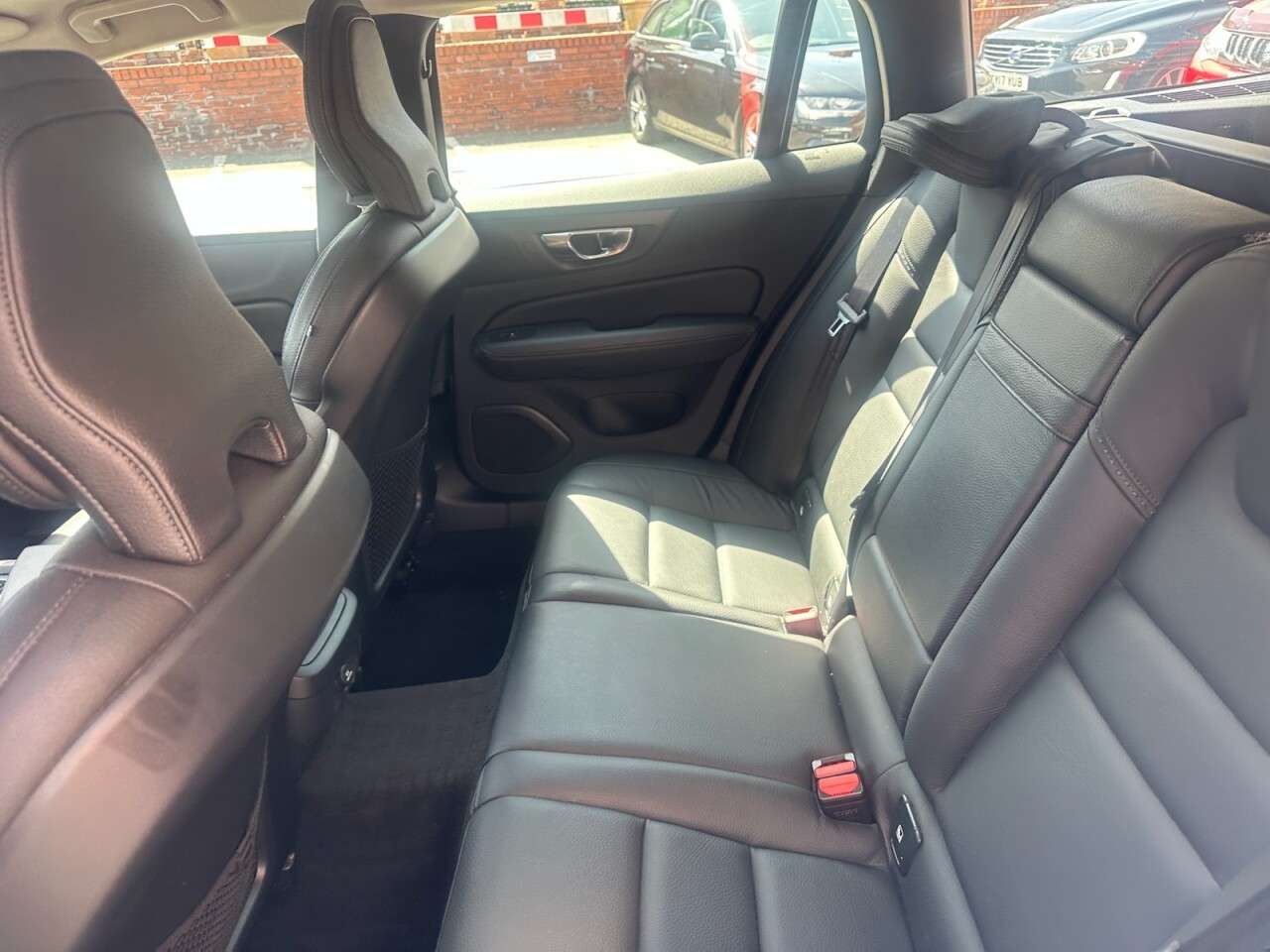 2019 VOLVO V60 CROSS COUNTRY 2019 VOLVO V60 CROSS COUNTRY