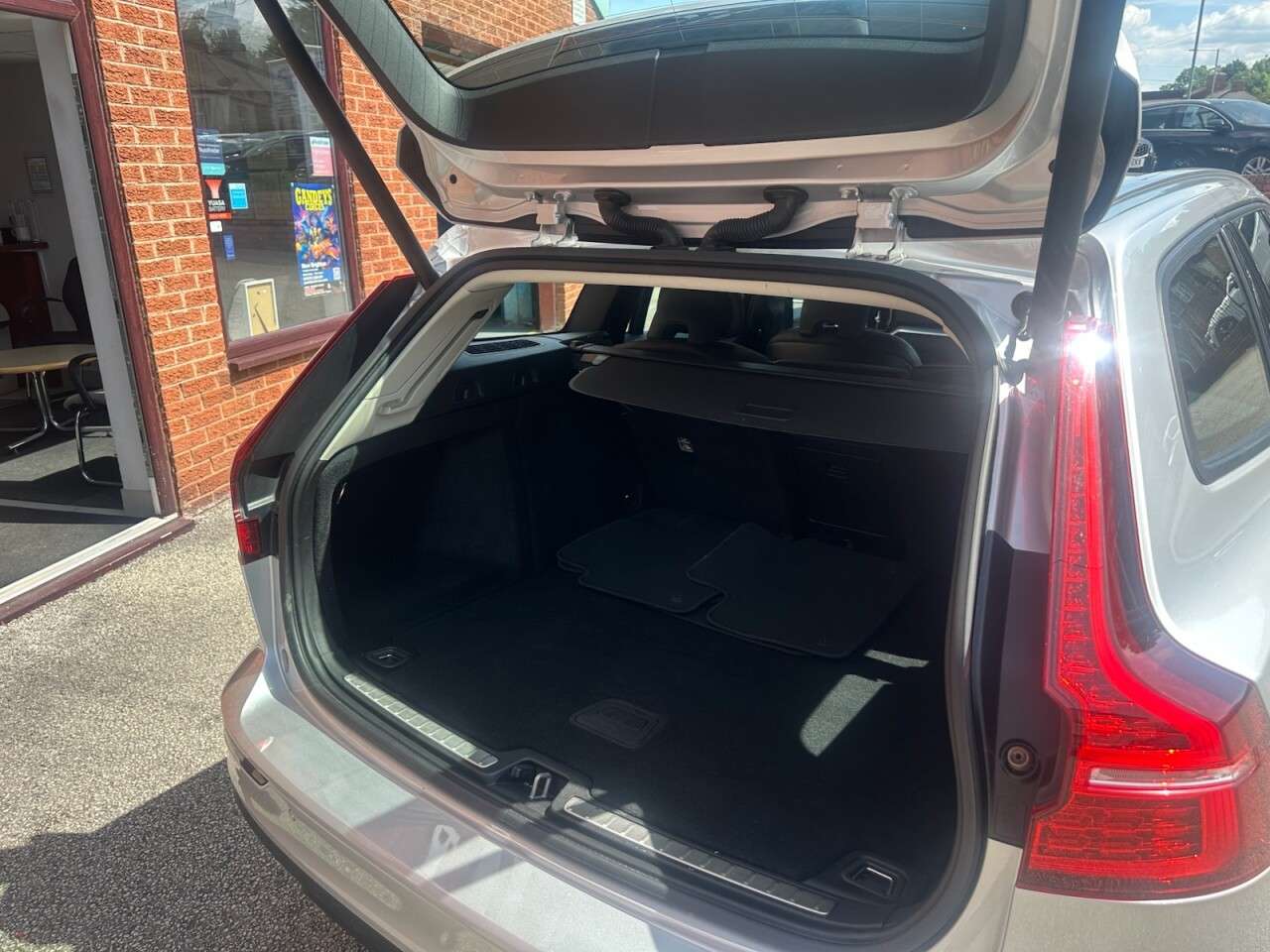 2019 VOLVO V60 CROSS COUNTRY 2019 VOLVO V60 CROSS COUNTRY