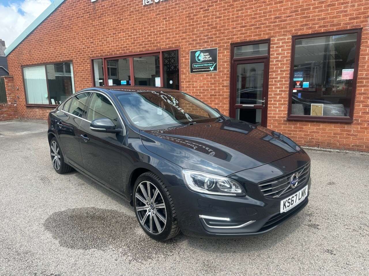 2017 VOLVO S60 2017 VOLVO S60
